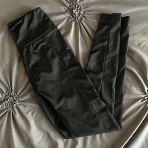 Workout leggings pockets!!!